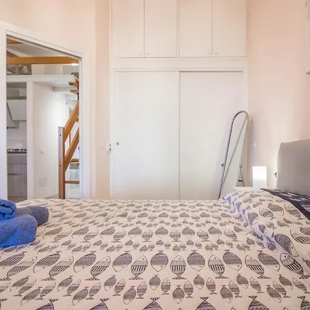Διαμέρισμα Guesthost - Sea View Apt, Pool & Parking! *