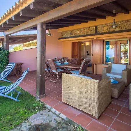 Διαμέρισμα Guesthost - Sea View Apt, Pool & Parking! *